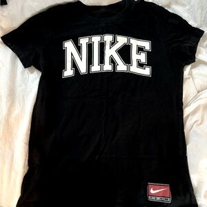 Nike T-Shirt (Women’s)
